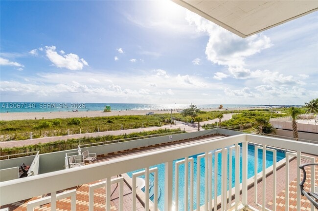 Building Photo - 401 Ocean 316