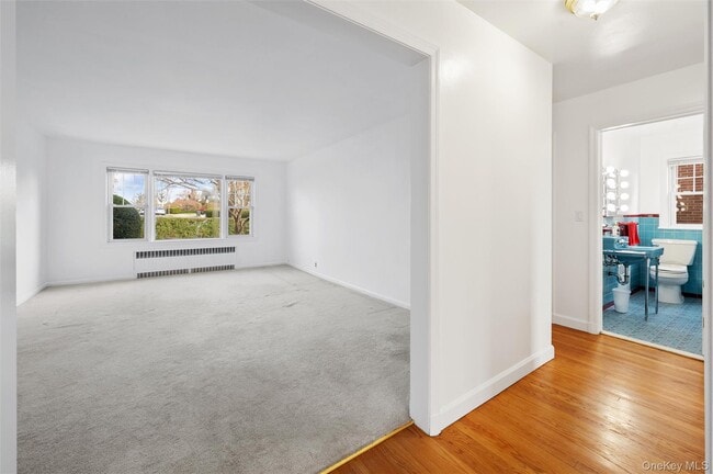 Building Photo - 138 Colonial Pl