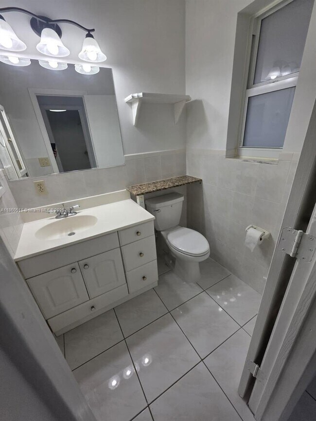 Building Photo - 24555 SW 167th Ave