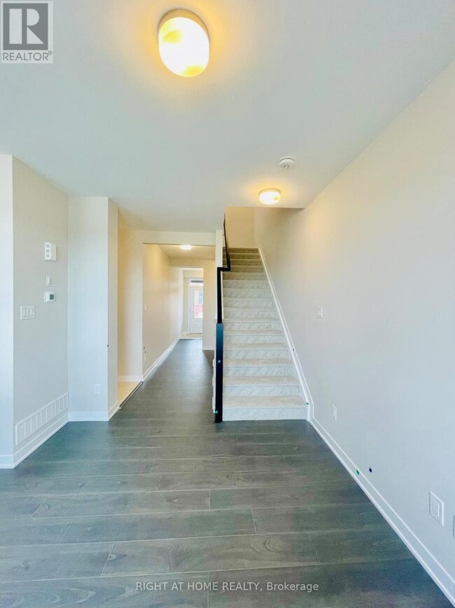 Building Photo - 827 Andesite Ter