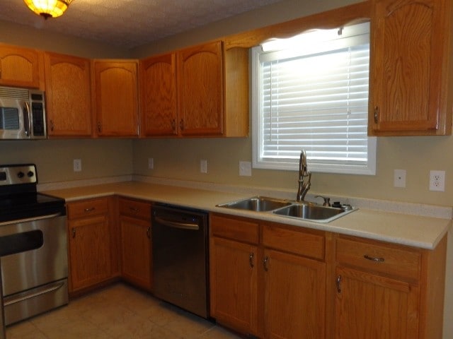 Building Photo - 897 Landing Way