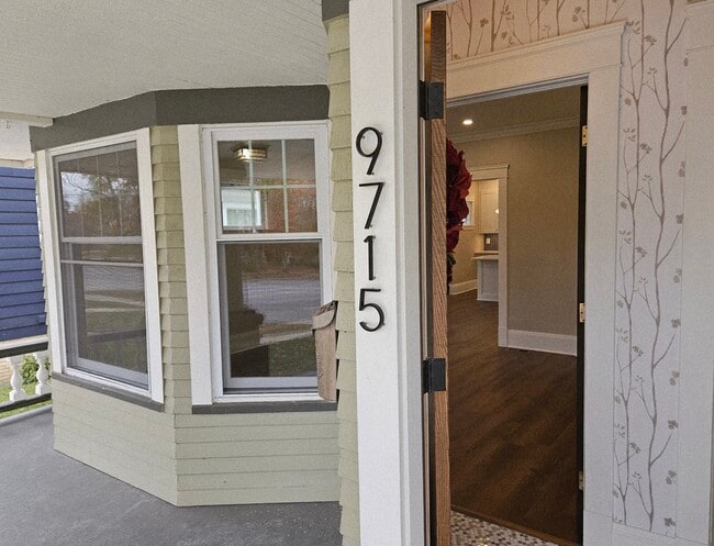 Building Photo - 9715 Clifton Blvd