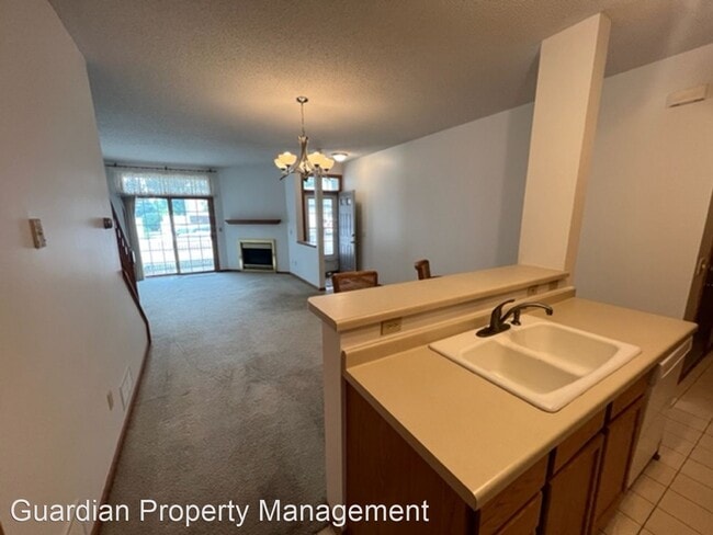 Building Photo - 2 br, 1.5 bath House - 2680 Mallard Dr