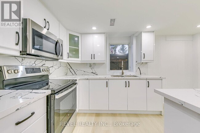 Photo du bâtiment - 6701 Snow Goose Ln