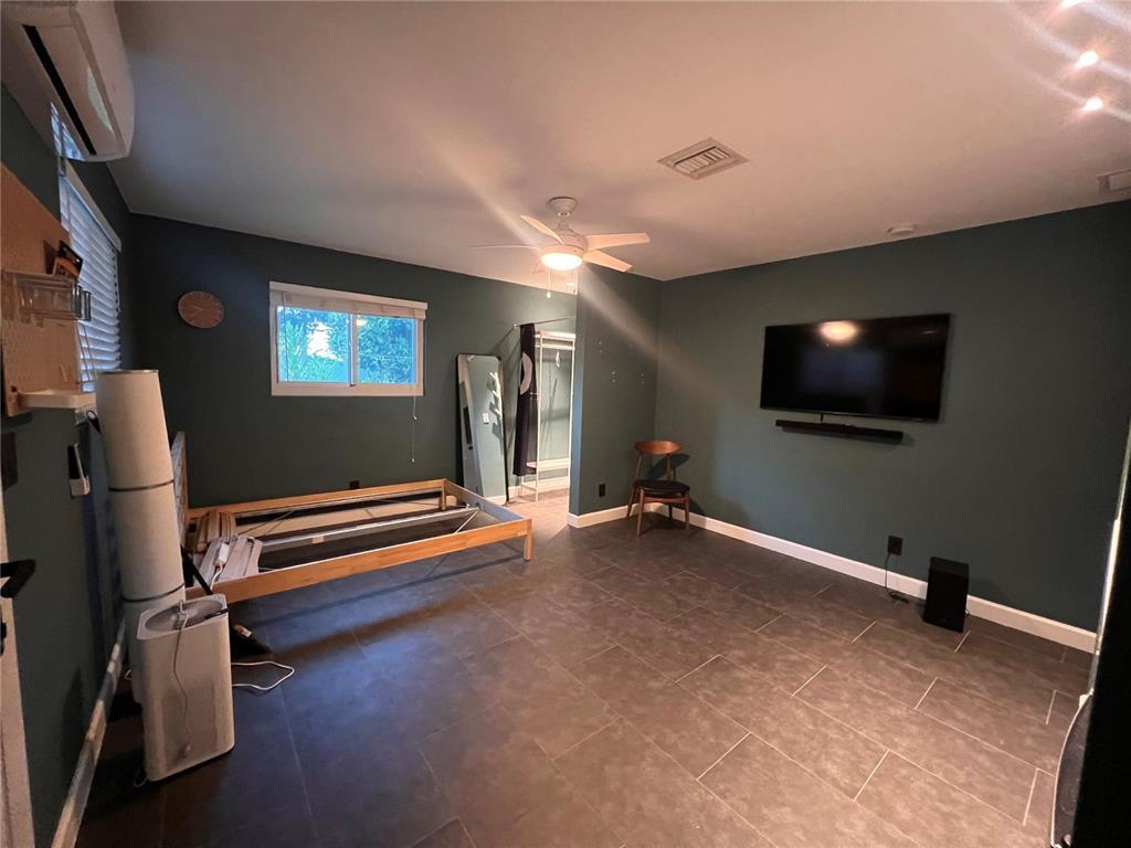 Foto principal - 1411 NW 10th St