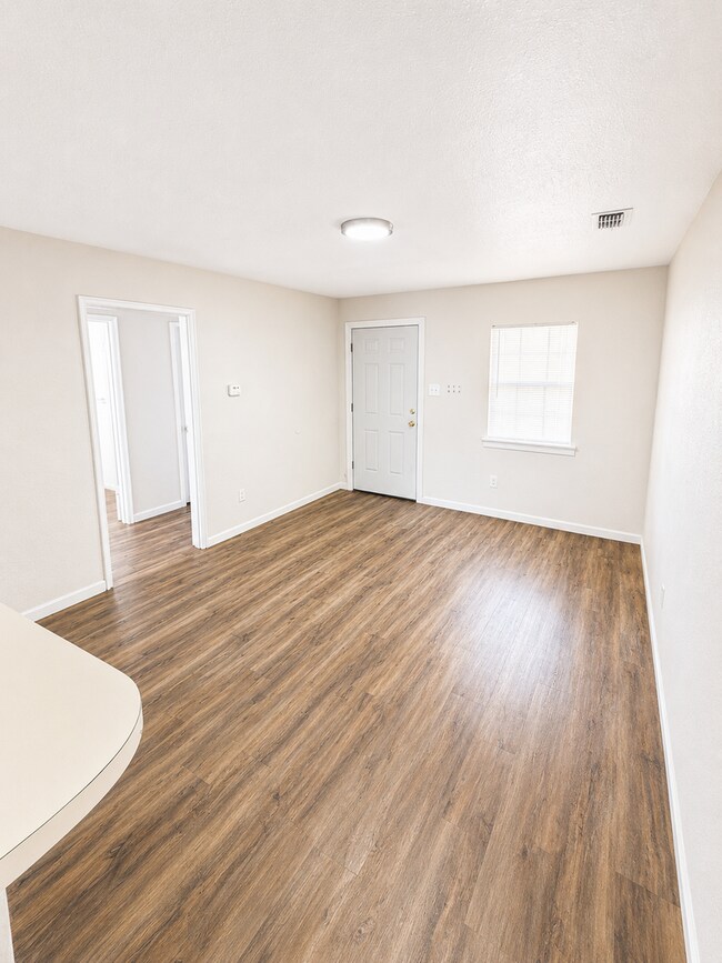 Foto del edificio - 4215-35th Street