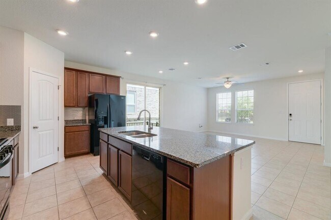 Foto del edificio - 2941 Harvester Ln