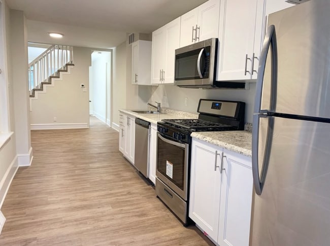 Photo - 328 Powell St Townhome