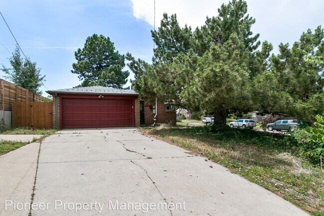Building Photo - 3 br, 2 bath House - 3300 Zenobia St