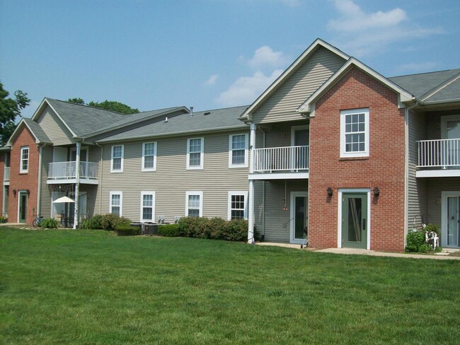 Interior Photo - 185 - COUNTRY VIEW APARTMENTS