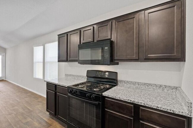 Foto del edificio - 4 Bed 2 Bath Home in Cottonwood Creek!