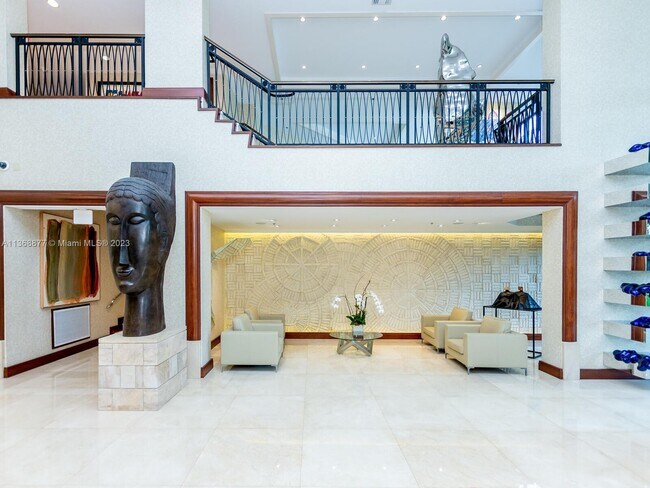 Foto del edificio - 10205 Collins Ave