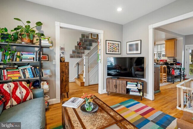 Foto del edificio - 1373 Quincy St NW