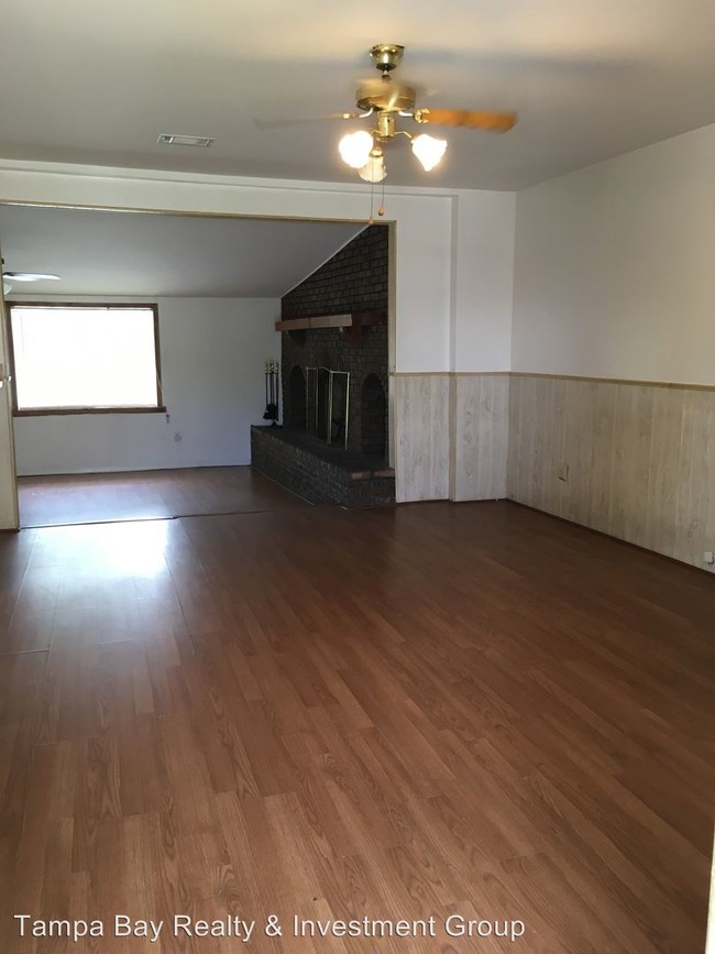 Foto del edificio - 3 br, 2 bath House - 6410 Sawyer Rd