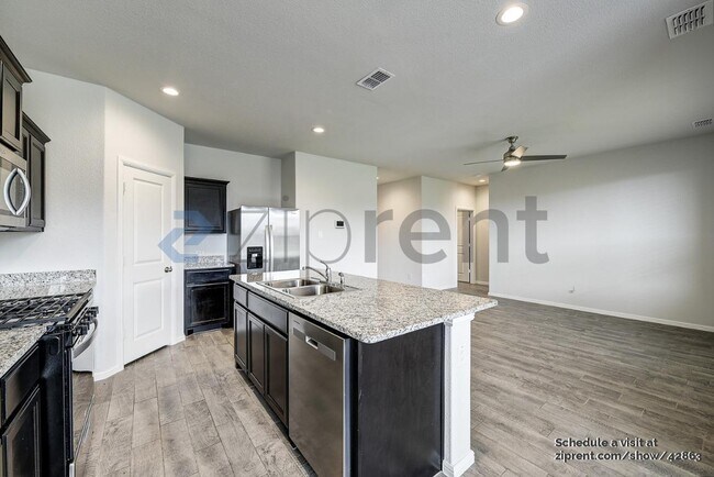 Building Photo - 9720 Fallston Dr