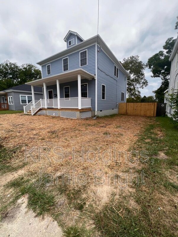 1157 W Washington St, Petersburg, VA 23803 House for Rent in