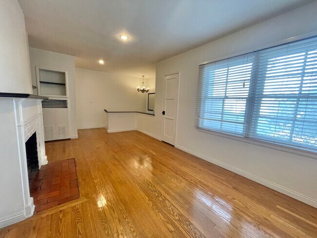 Foto del edificio - 5435 Colfax Ave