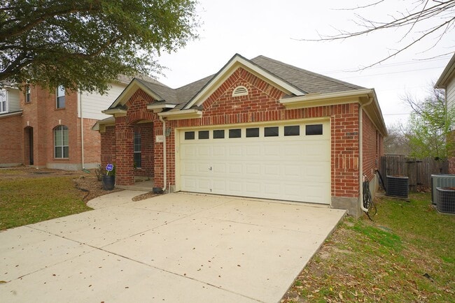 Building Photo - Home in the Jonas Woods Neighborhood