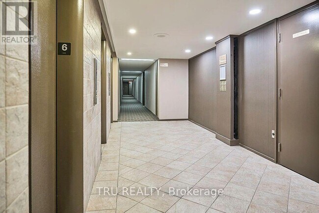 Photo du bâtiment - 20 Chesterton Dr