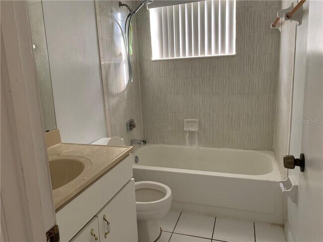 Building Photo - 1255 Woodman Way