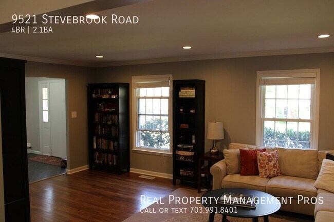 Foto del edificio - 9521 Stevebrook Rd