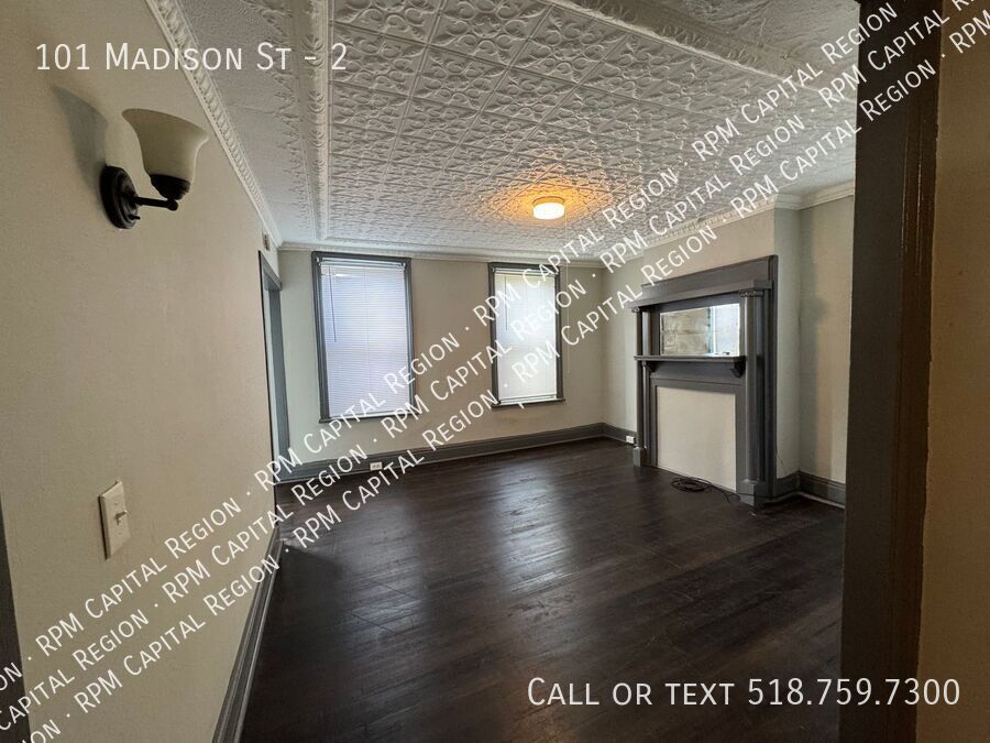 Primary Photo - 101 Madison St