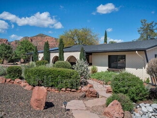 Building Photo - 490 Deer Pass Dr