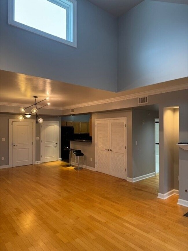 Foto del edificio - RIVERVIEW