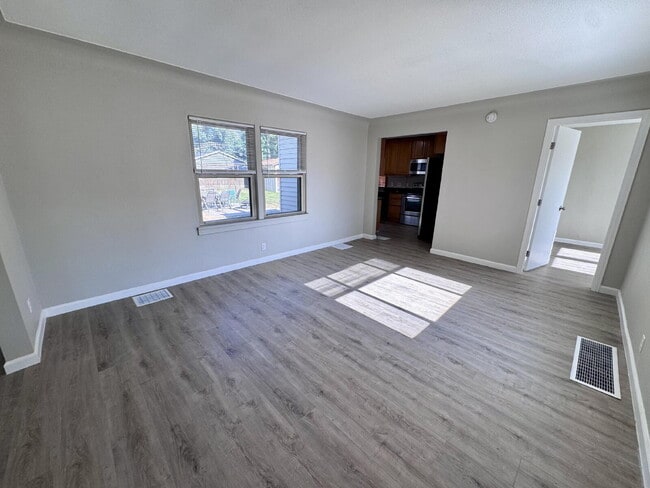 Foto del edificio - 4886 S Logan St
