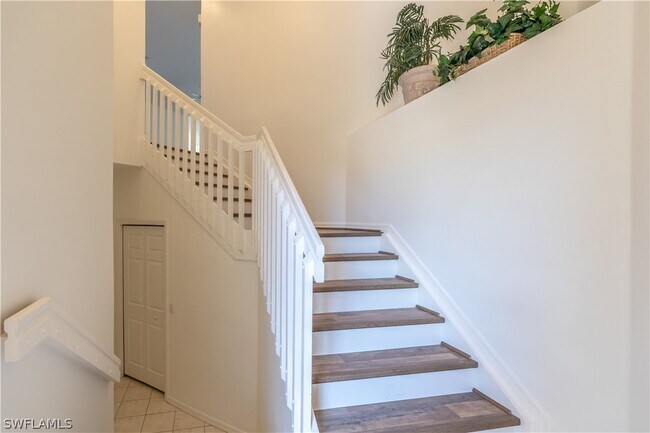 Foto del edificio - 3959 Bishopwood Ct W