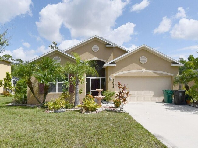 Building Photo - 5079 NW Fiddle Leaf Ct