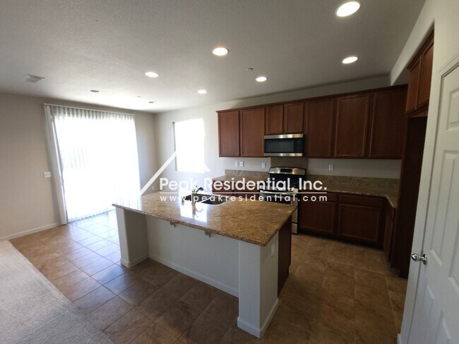 Foto del edificio - 5 br, 3 bath House - 9746 Clemenza Way