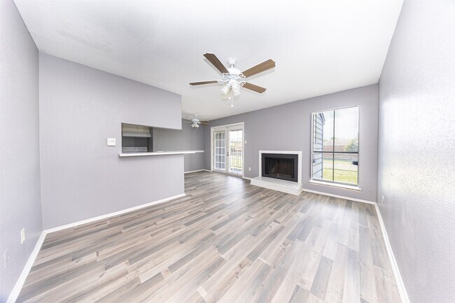 Foto del edificio - 13480 S Thorntree Dr