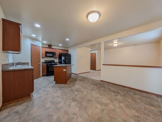 Foto del edificio - Beautiful 4 bed 2.5 bath home in Silver Lake!