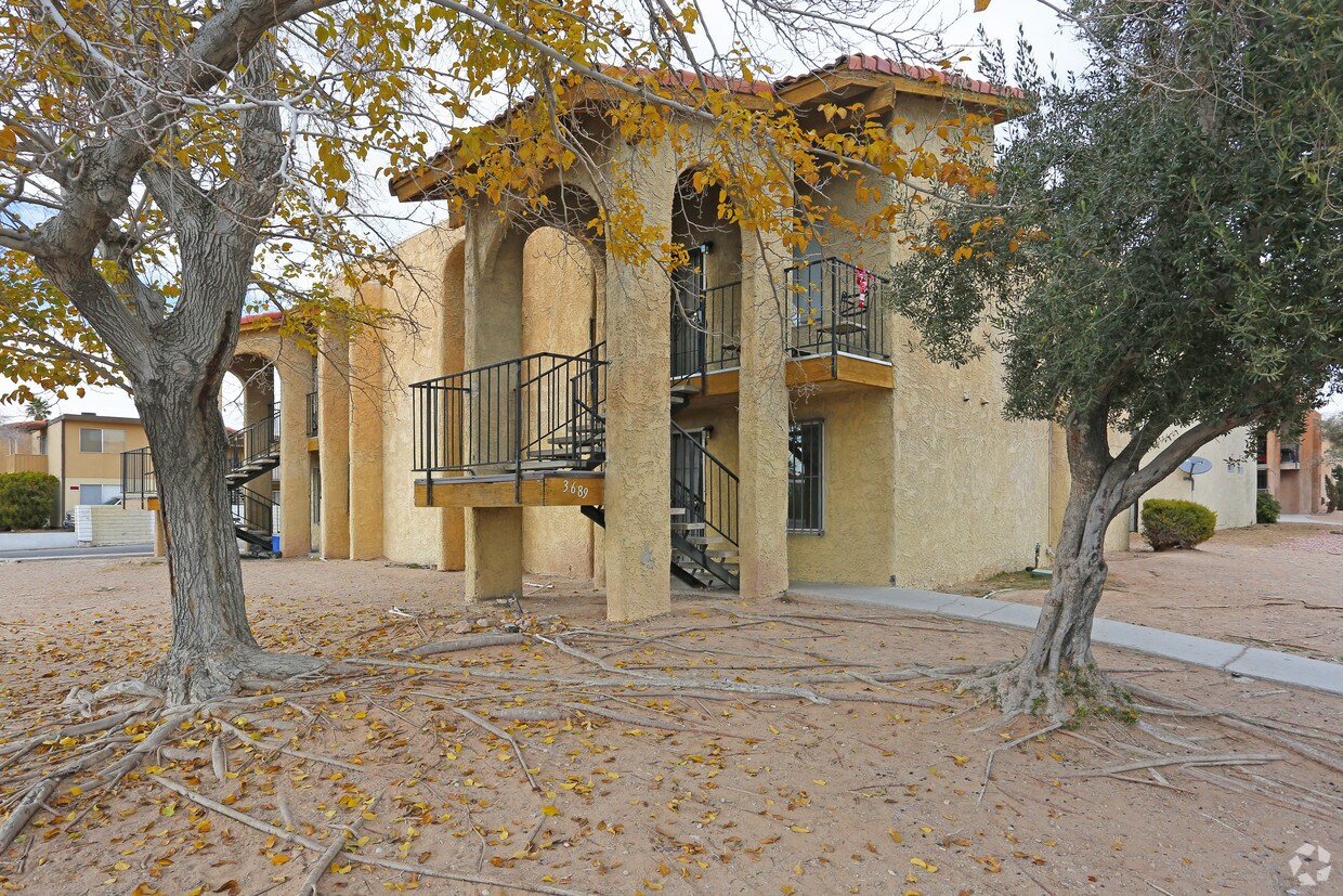 Foto del edificio - 3689 Van Dyke Ave