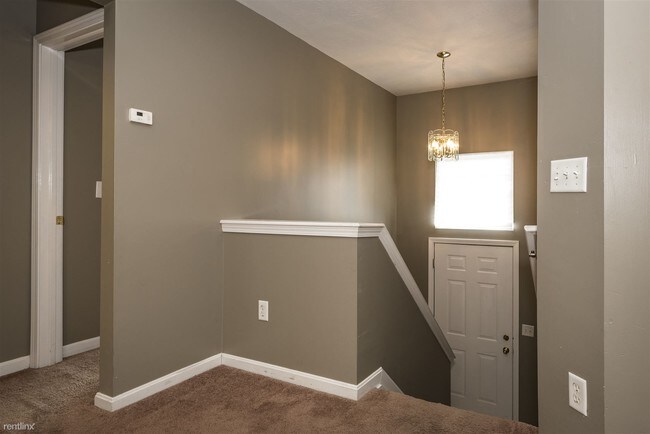 Foto del edificio - 2548 Watkins St