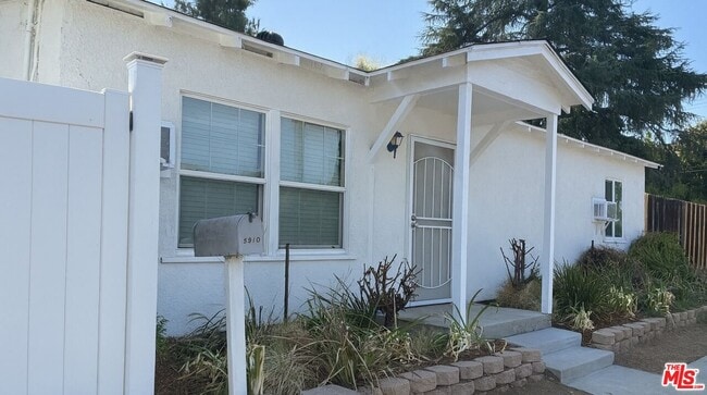 Building Photo - 5910 Wilbur Ave