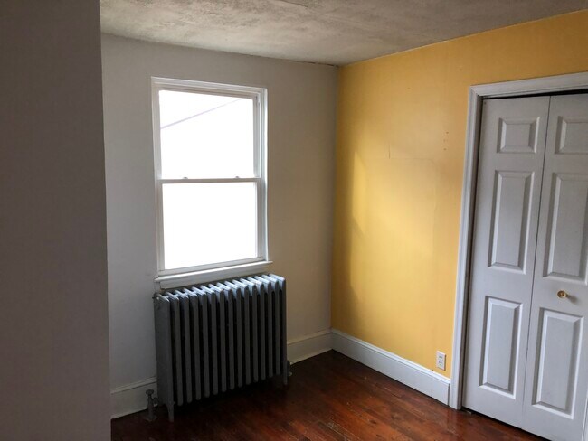 bedroom #2 - 806 S 6th St