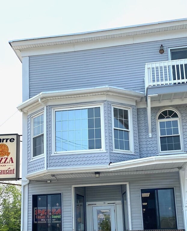 10 Moulton St Unit 1, Barre, MA 01005 Room for Rent in Barre, MA