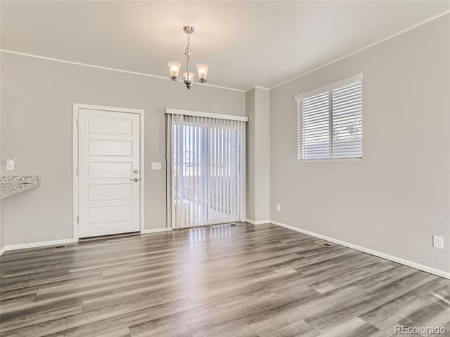 Building Photo - 6882 Longpark Dr
