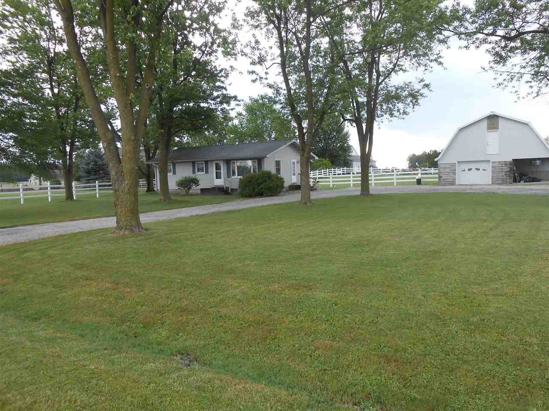11434 Antwerp Rd, Grabill, IN 46741 House Rental in Grabill, IN