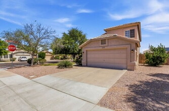 Building Photo - 1295 N Blackstone Dr