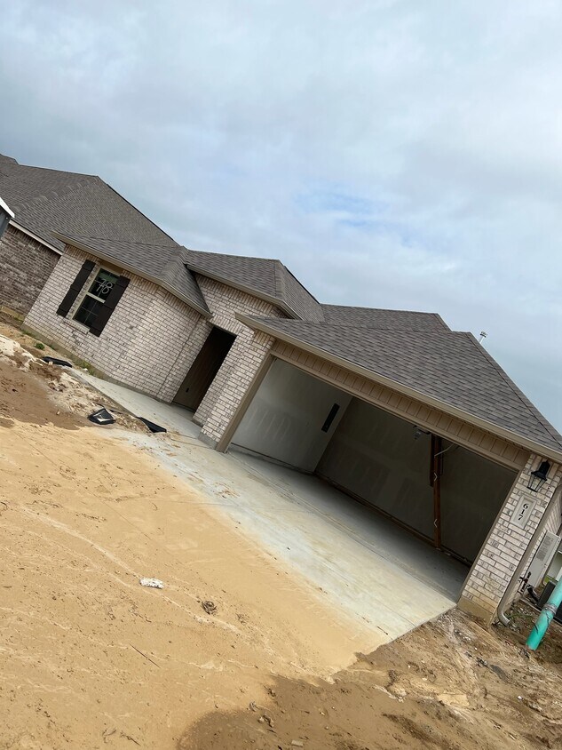 617 Correns Ln, Zachary, LA 70791 House Rental in Zachary, LA