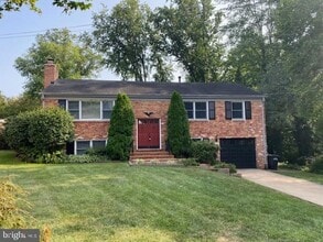 Building Photo - 2205 Colonial Woods Dr