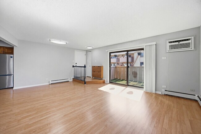 Building Photo - 13 Cedar Ct