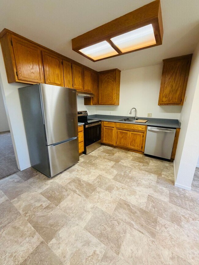 Building Photo - 138 Patterson Ct