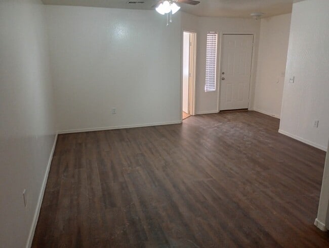 Building Photo - W Mystery Drive