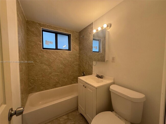 Foto del edificio - 1035 SW 4th St