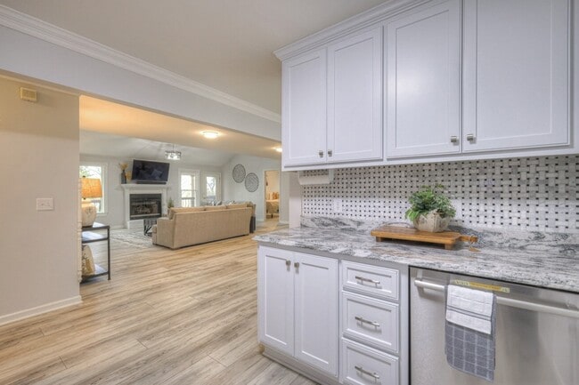 Foto del edificio - 204 Hogan Ln