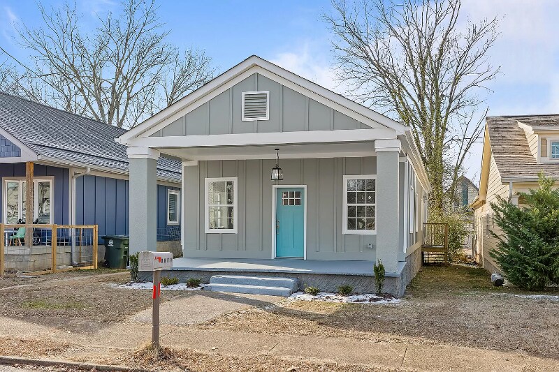 Primary Photo - 1514 E 12th St